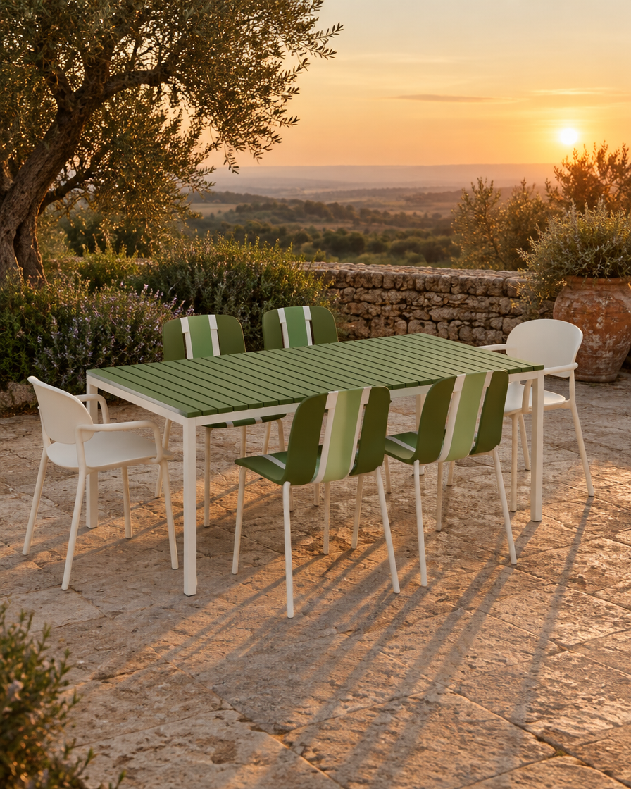 Set Shared Table Slide Olive et Osoppo en fin de journee