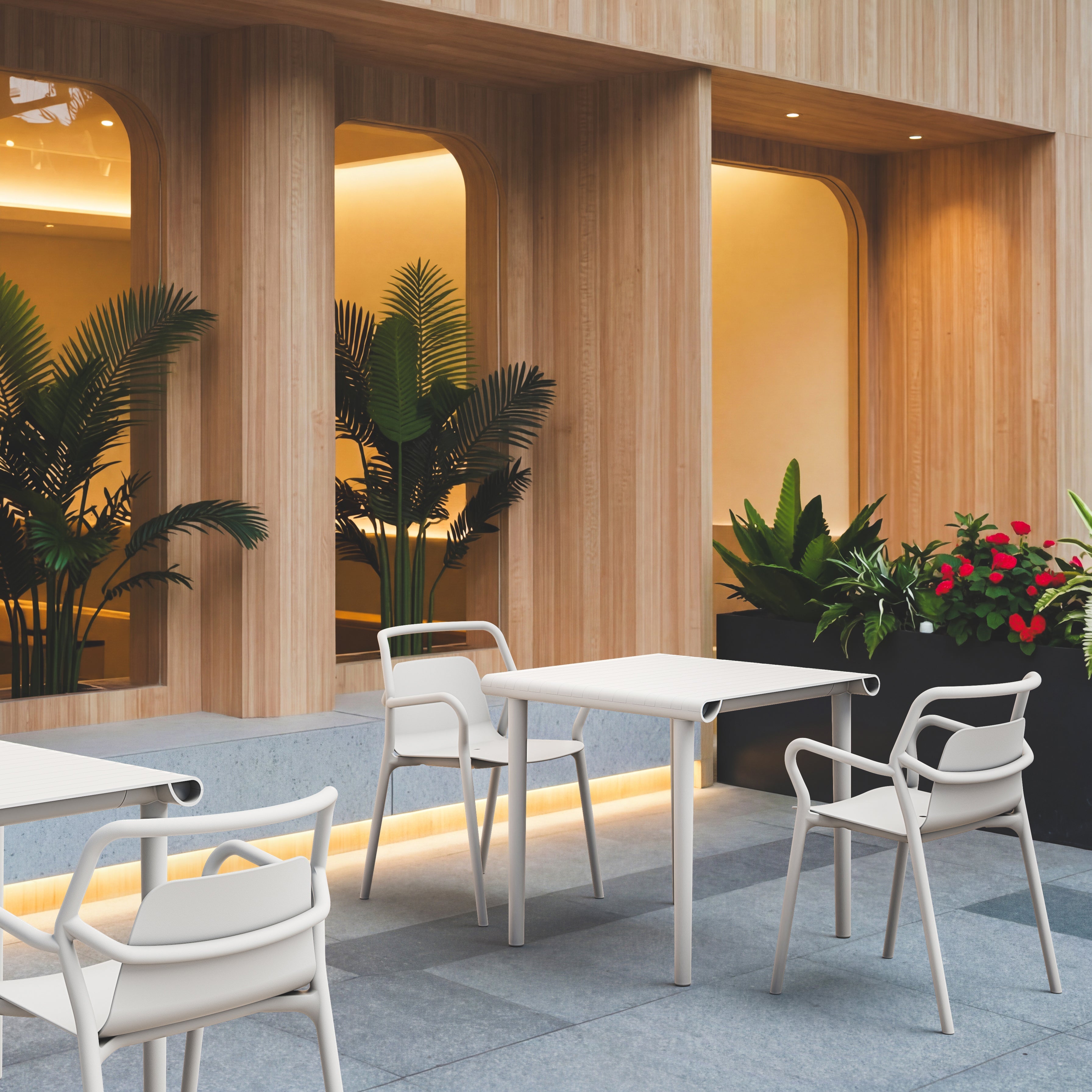 Shared Table — Mia Mimi Sea Mist
